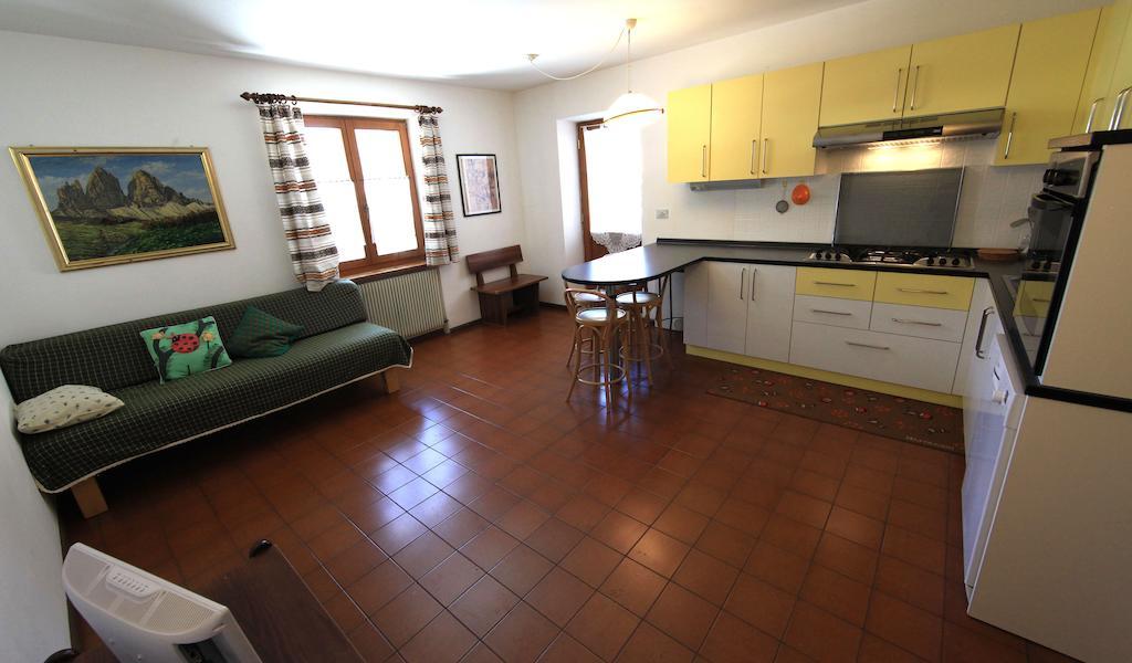 Cesa Roseda Apartment Canazei Bilik gambar